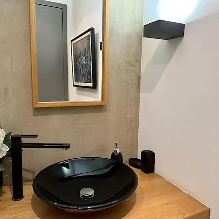 Apartmán Spacious Triplex Penthouse In Prime Location *