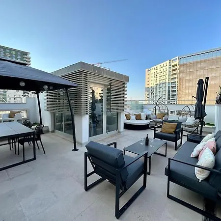 Spacious Triplex Penthouse In Prime Location Sliema