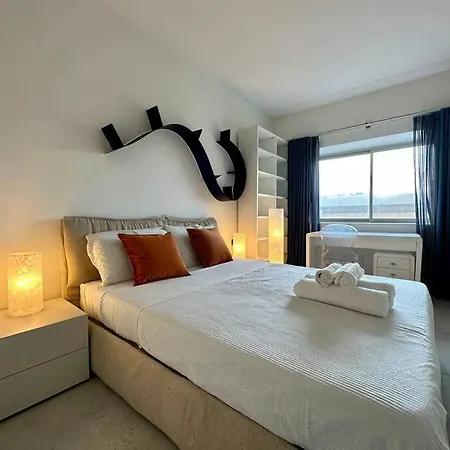 Apartment Spacious Triplex Penthouse In Prime Location Sliema